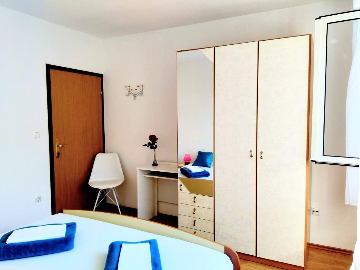 Apartments And Room Markovic Ровінсько-Село Екстер'єр фото